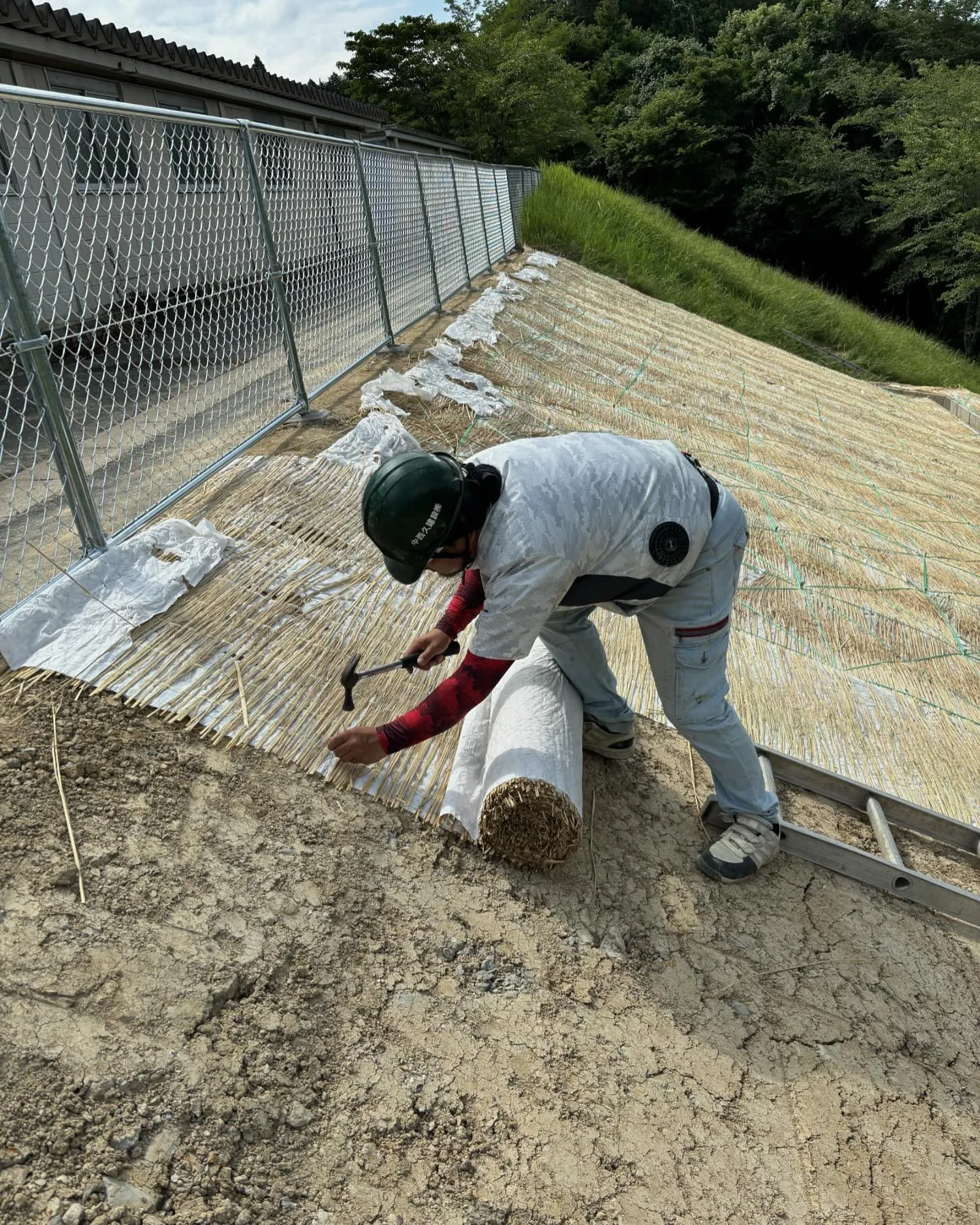 今日も暑い中での作業お疲れ様です🥵